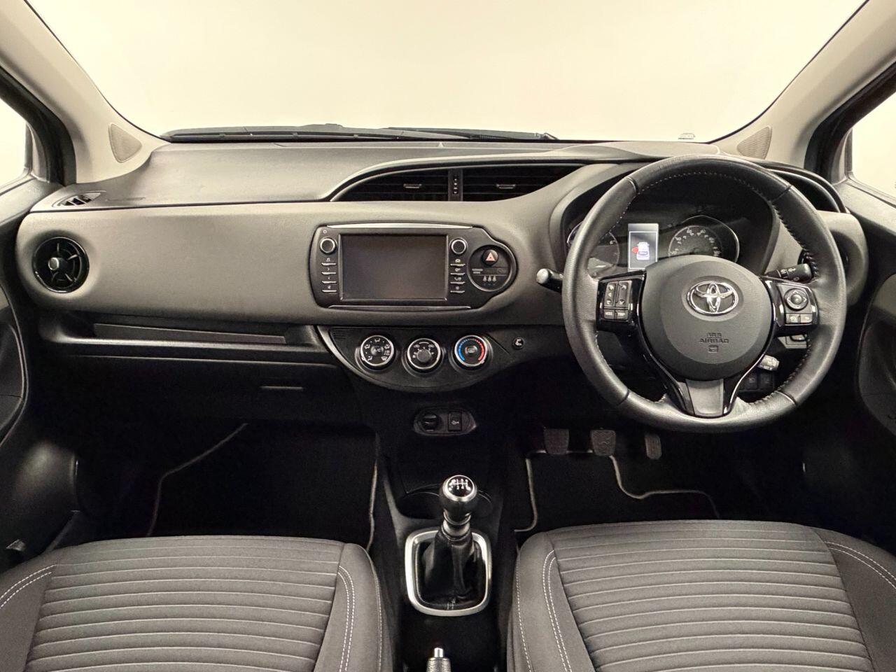 Used Toyota Yaris 2017 for sale - 76561887: Photo 8