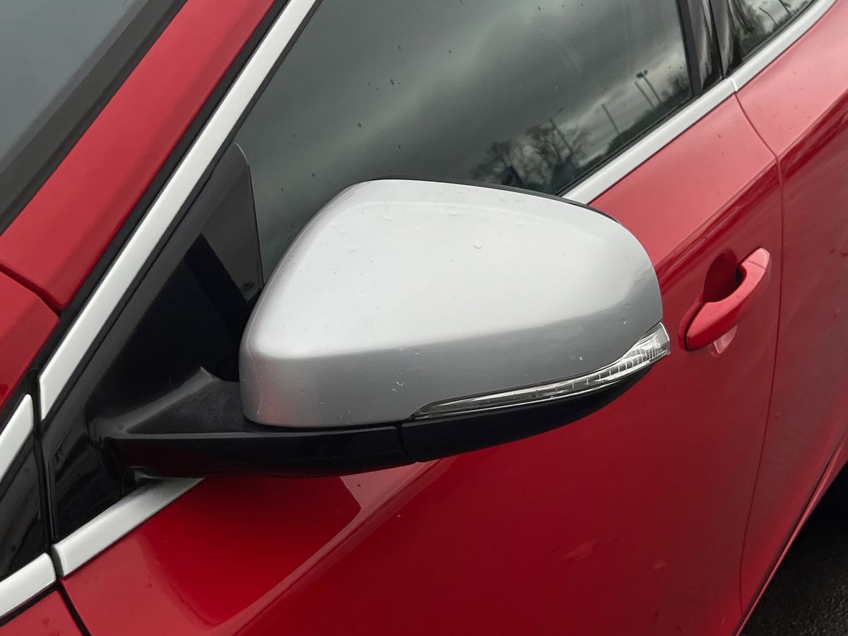 Used Volvo V40 2015 for sale - 77318528: Photo 24