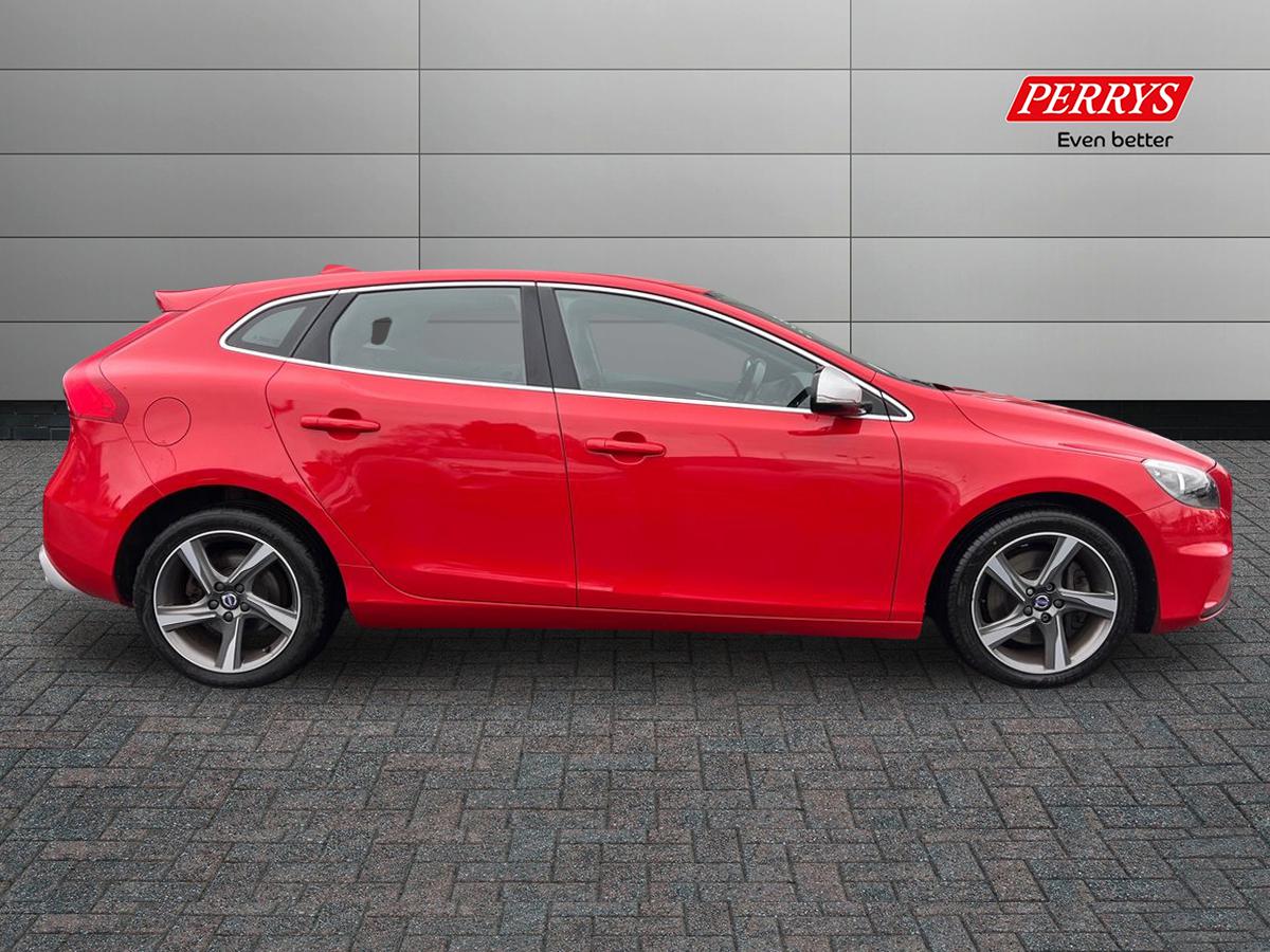 Used Volvo V40 2015 for sale - 77318528: Photo 3