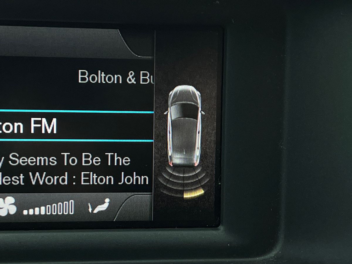 Used Volvo V40 2015 for sale - 77318528: Photo 41