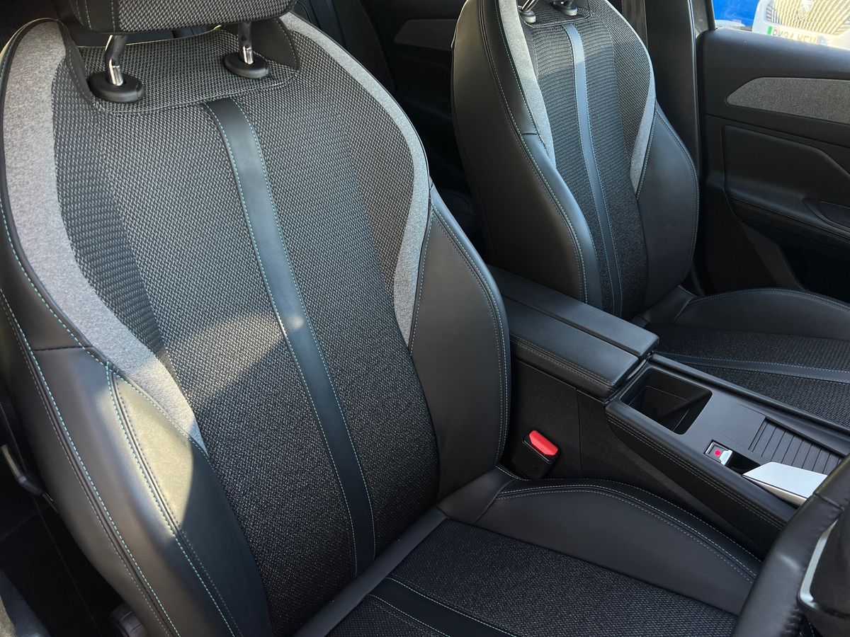 Used Peugeot 308 2023 for sale - 77077478: Photo 33