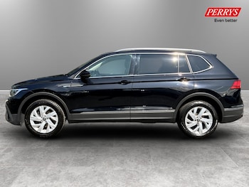 Used Volkswagen Tiguan Allspace 2023 for sale - 79524266: Photo