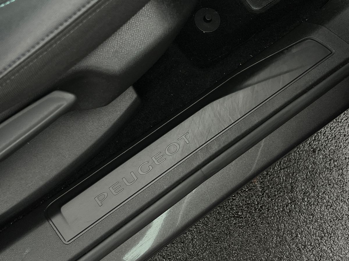 Used Peugeot 3008 2022 for sale - 76853642: Photo 32