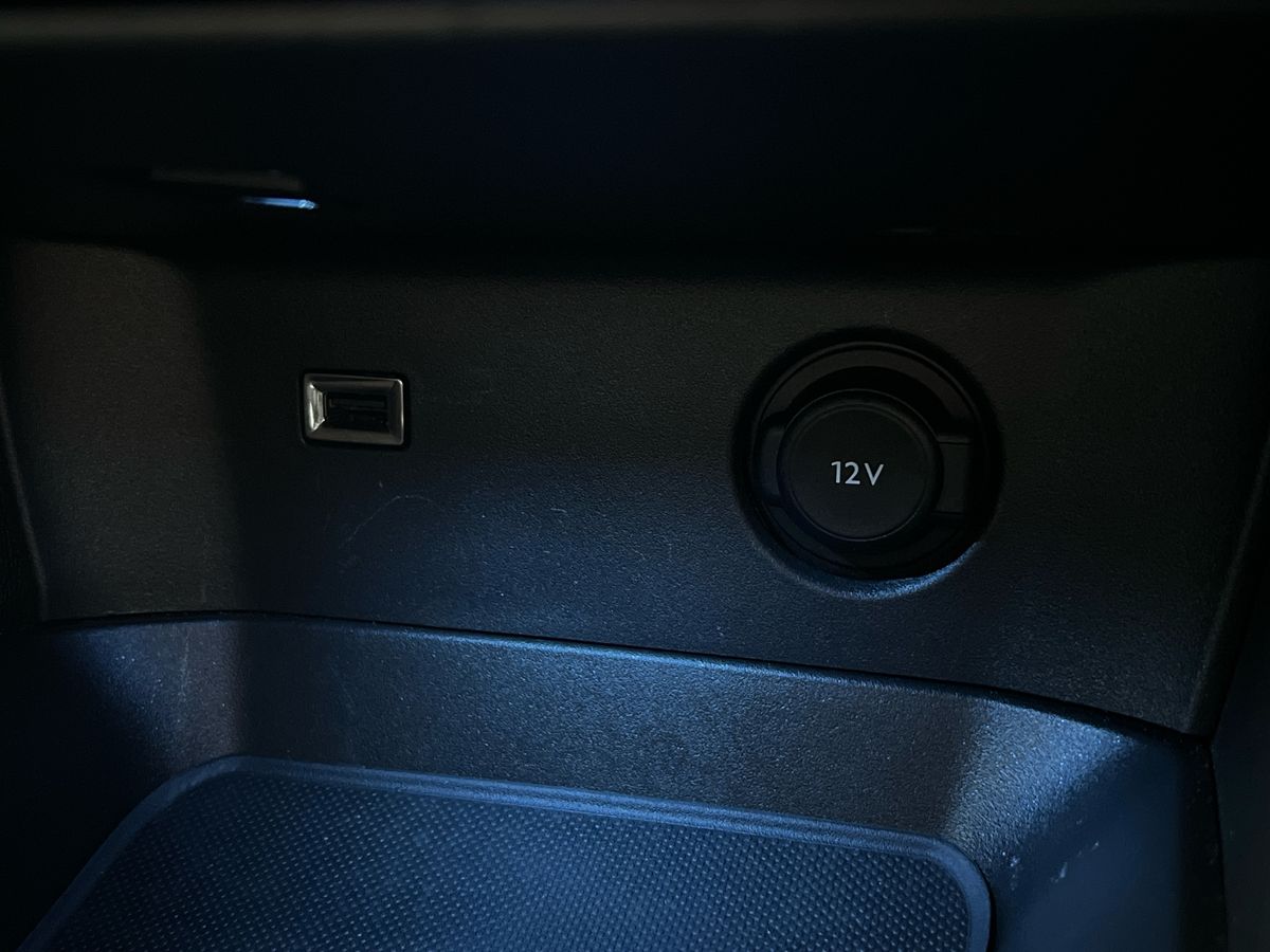 Used Peugeot 3008 2022 for sale - 76853642: Photo 36