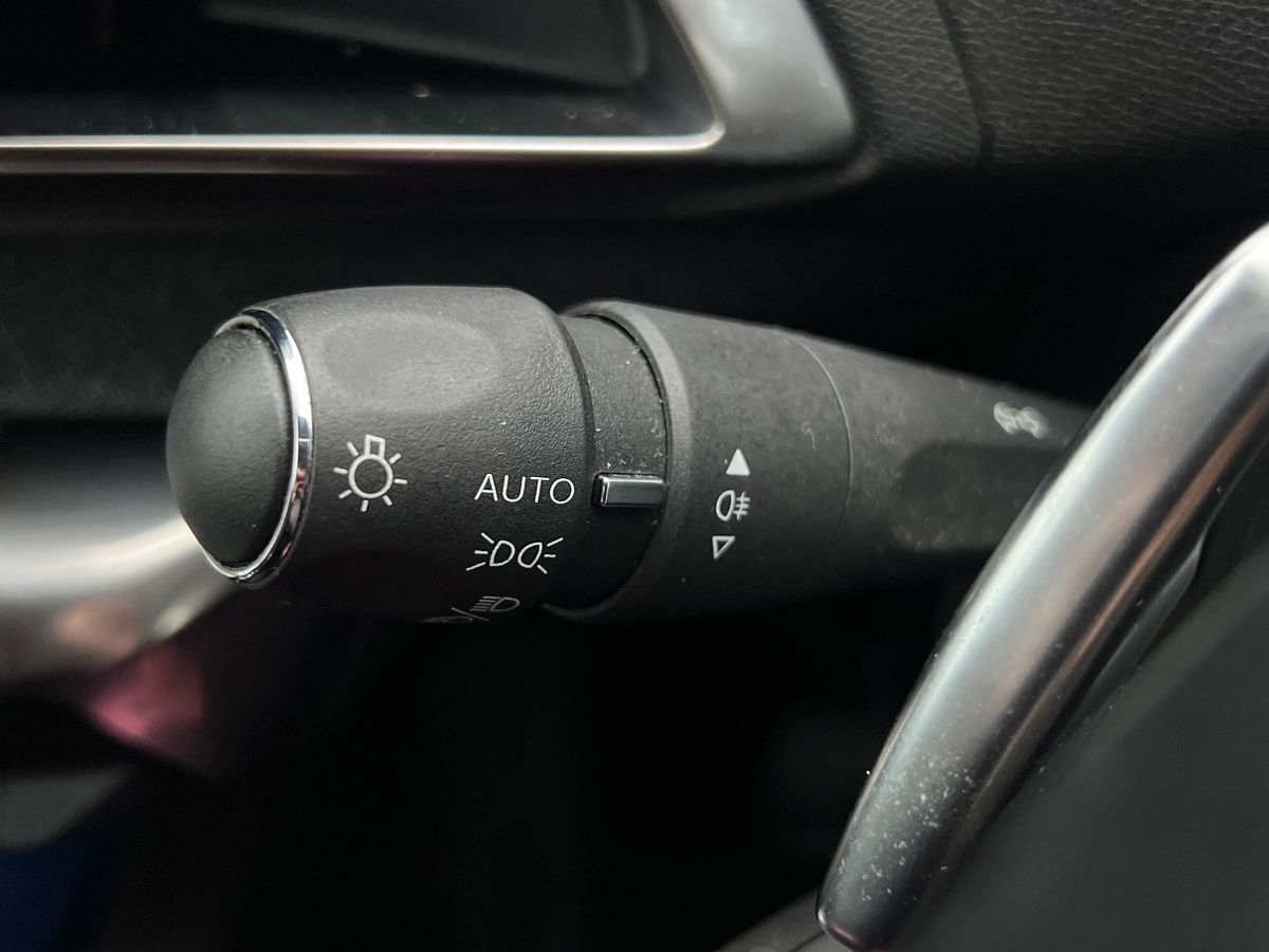 Used Peugeot 3008 2022 for sale - 76853642: Photo 41