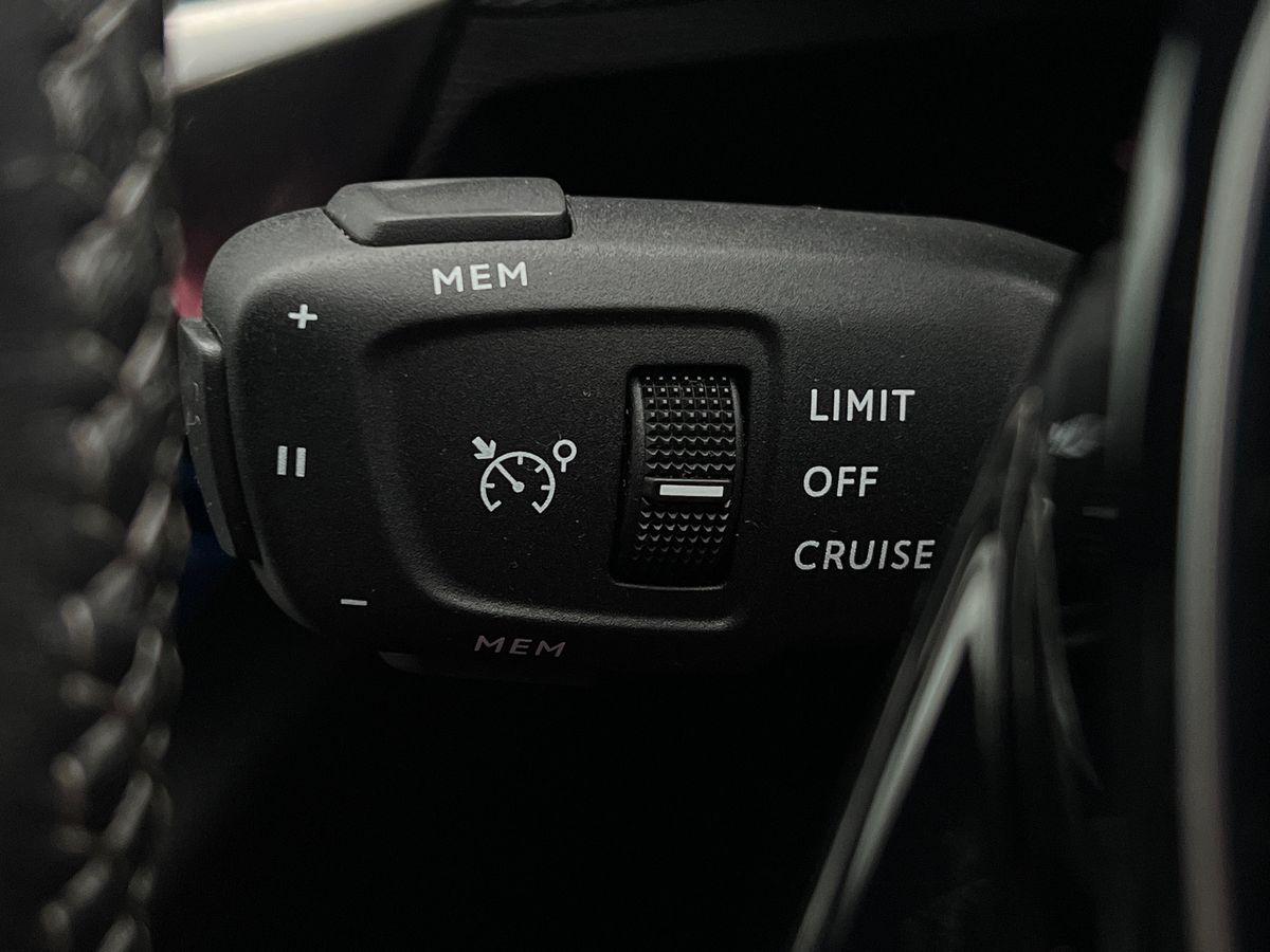 Used Peugeot 3008 2022 for sale - 76853642: Photo 42