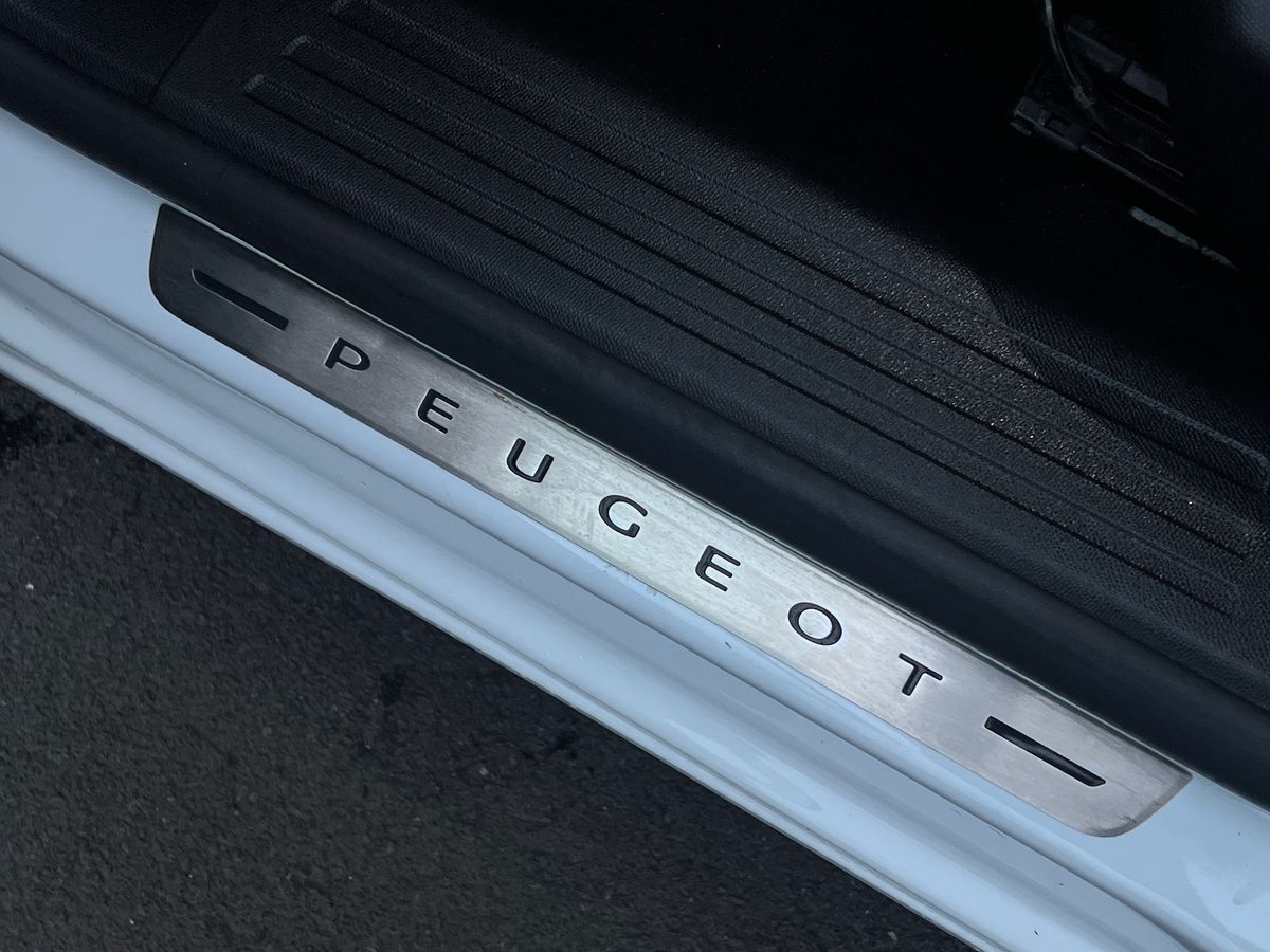 Used Peugeot 2008 2022 for sale - 77033859: Photo 30