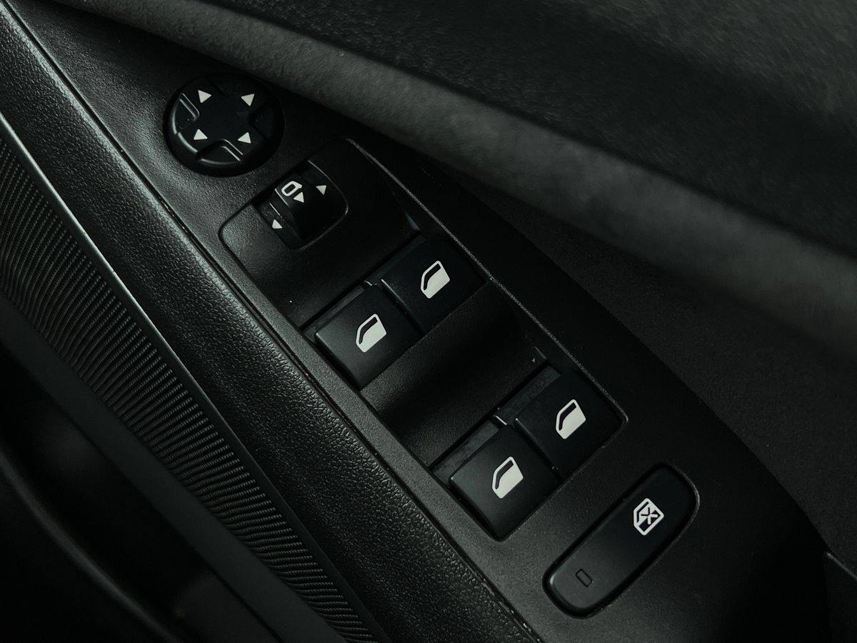 Used Vauxhall Crossland 2023 for sale - 77283331: Photo 18