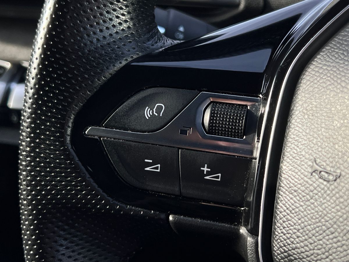 Used Peugeot 5008 2022 for sale - 78012024: Photo 16