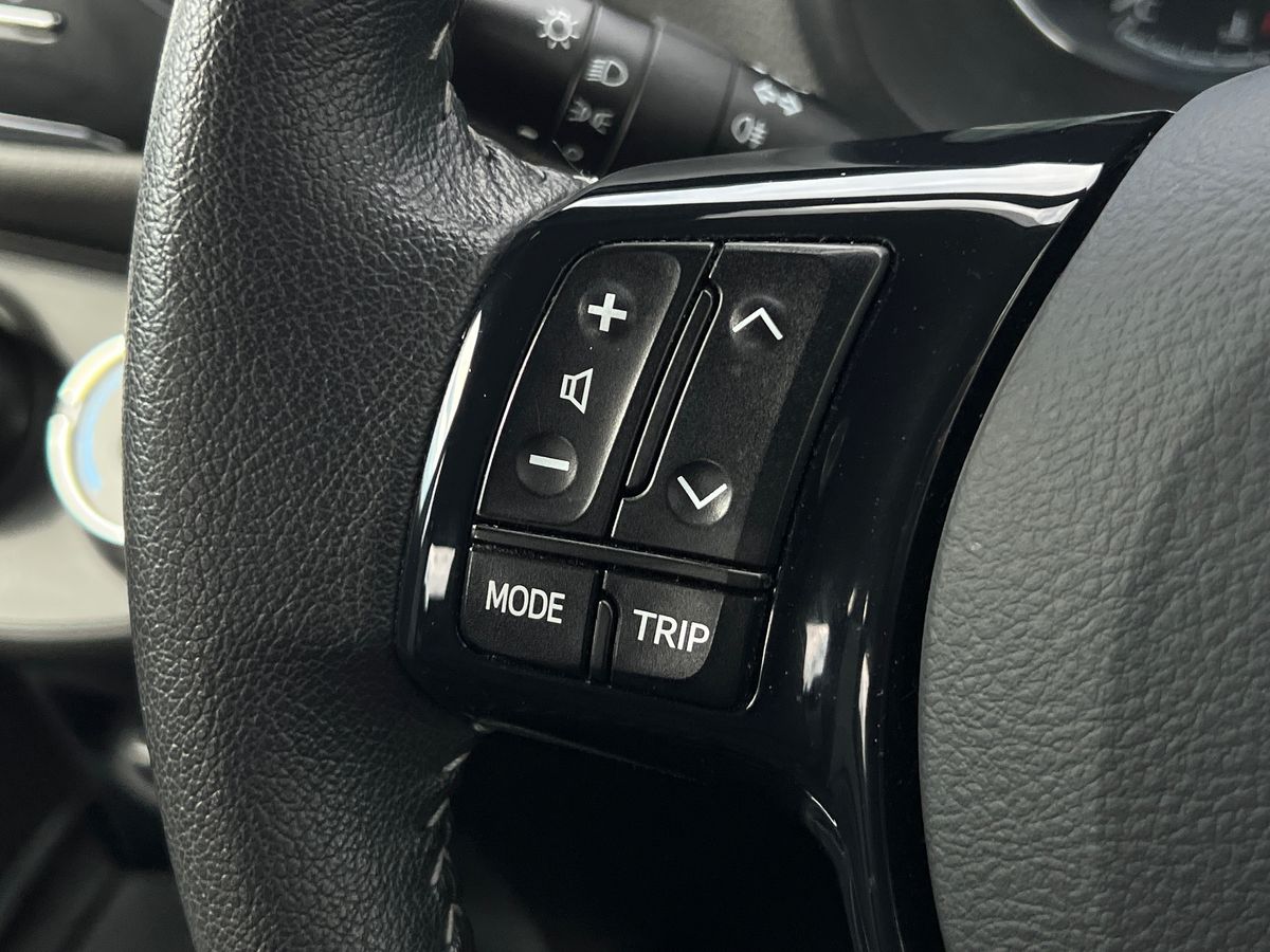Used Toyota Yaris 2019 for sale - 76142120: Photo 16