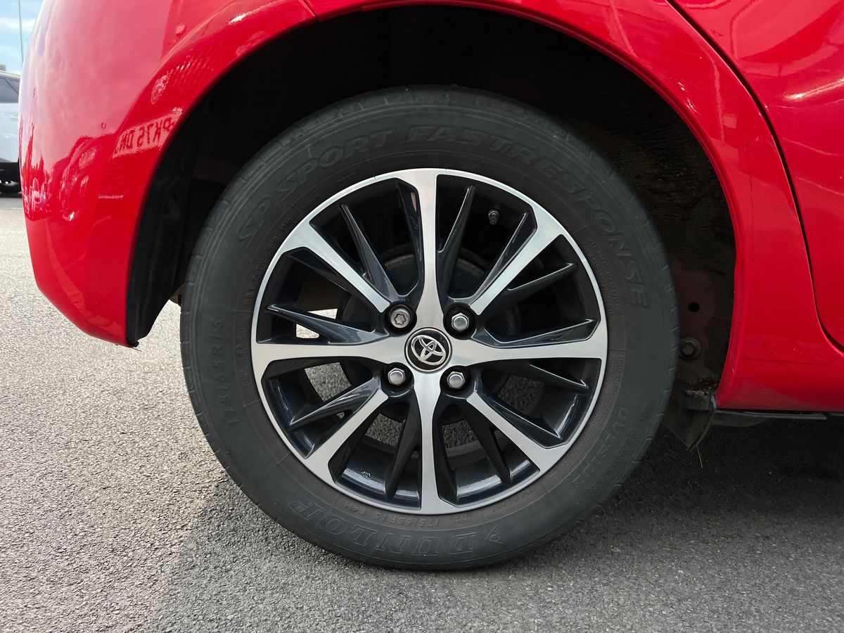 Used Toyota Yaris 2019 for sale - 76142120: Photo 21