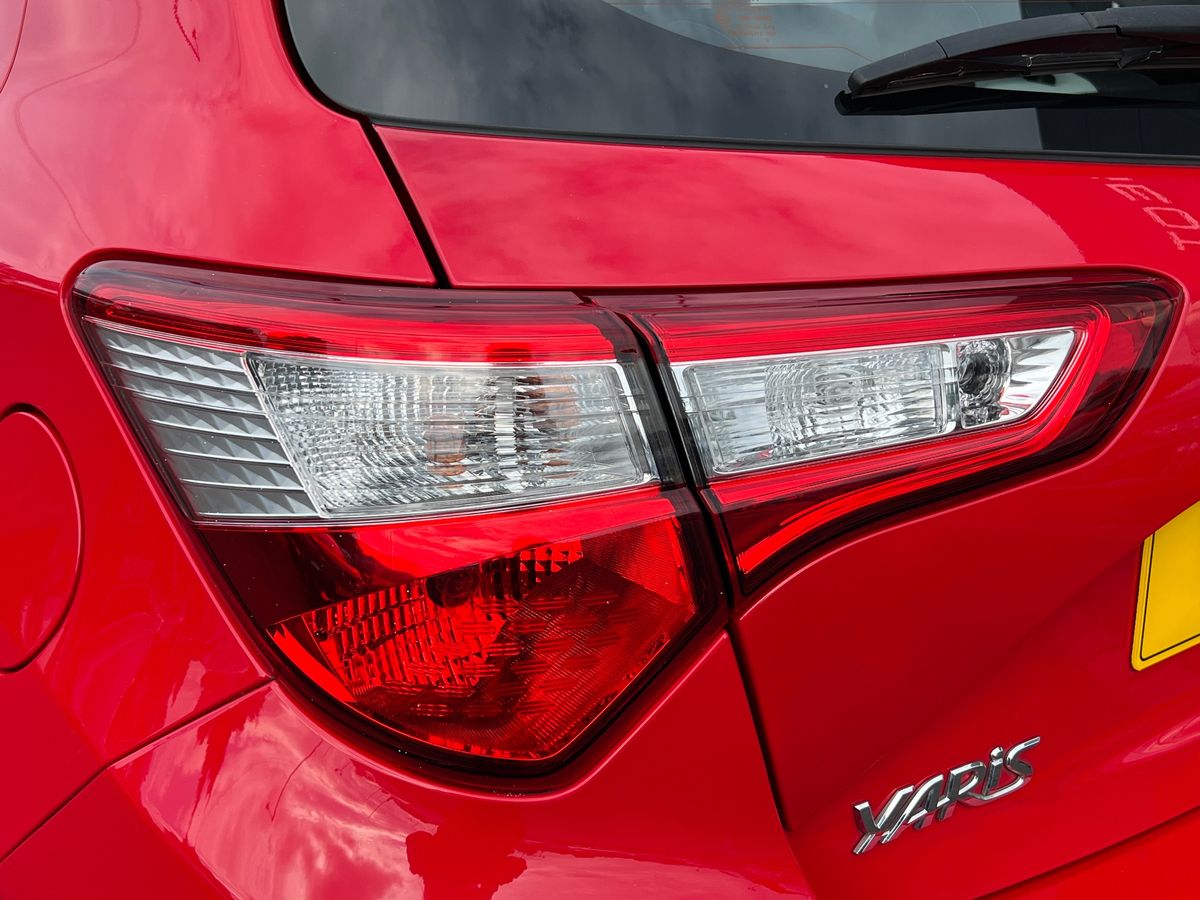 Used Toyota Yaris 2019 for sale - 76142120: Photo 25