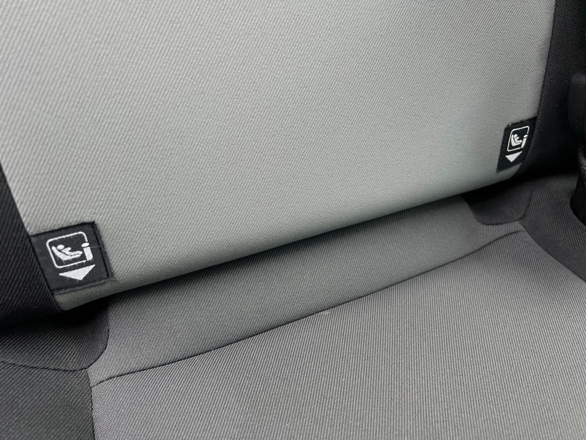 Used Toyota Yaris 2019 for sale - 76142120: Photo 28