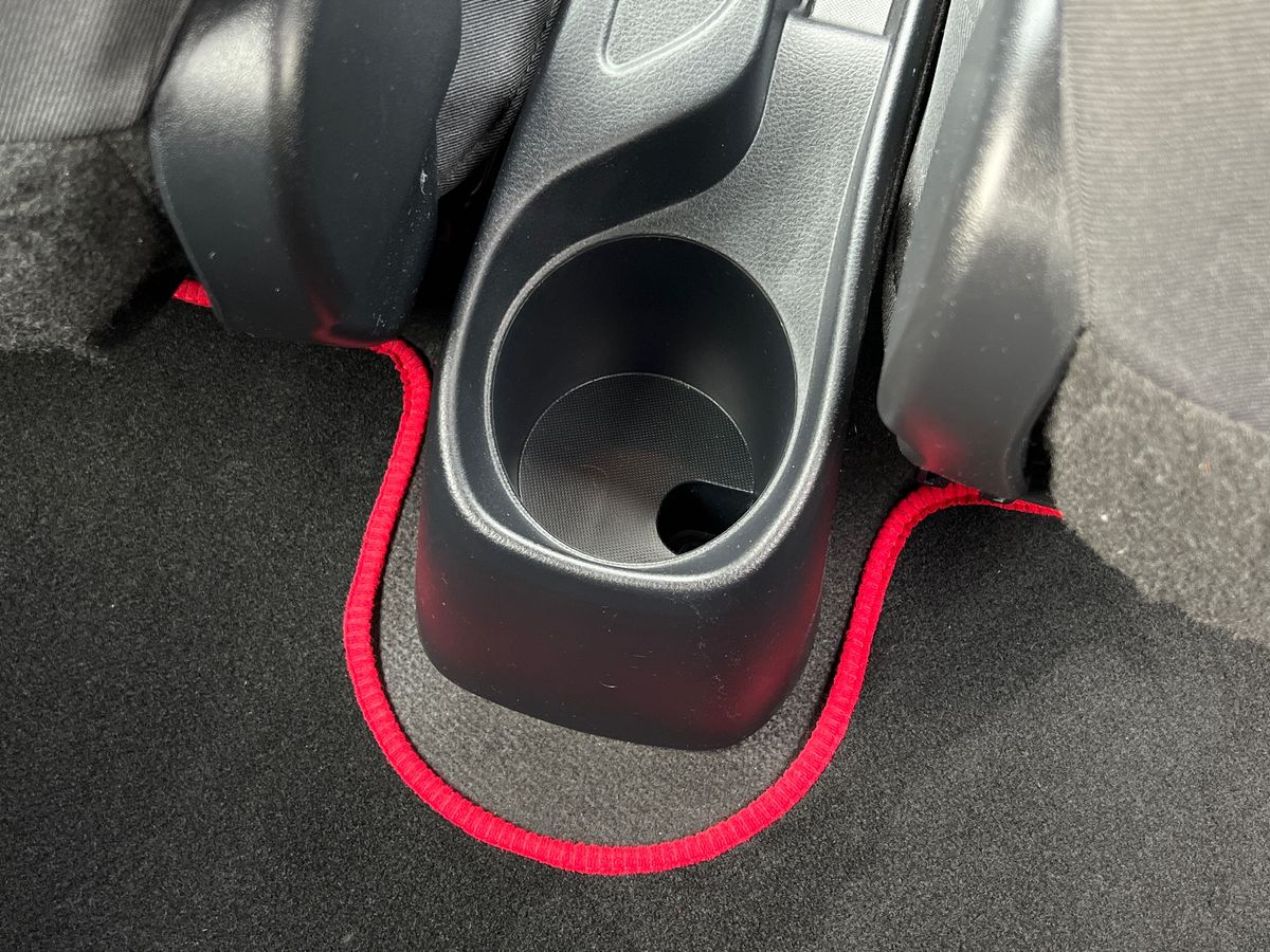 Used Toyota Yaris 2019 for sale - 76142120: Photo 29