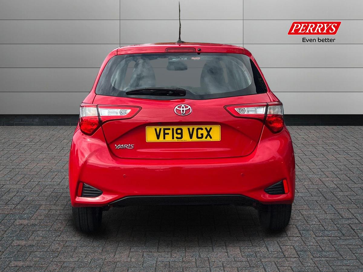 Used Toyota Yaris 2019 for sale - 76142120: Photo 5