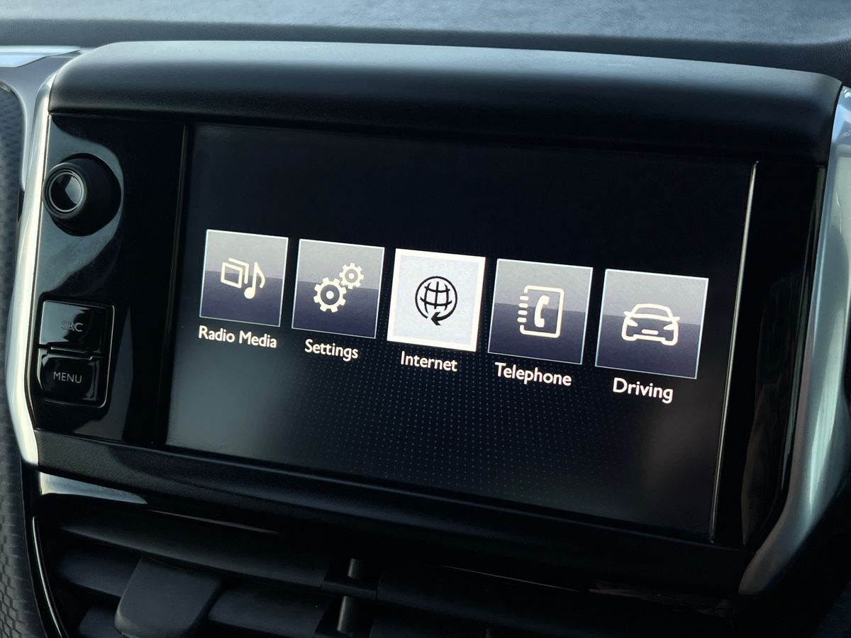 Used Peugeot 2008 2015 for sale - 76625902: Photo 11