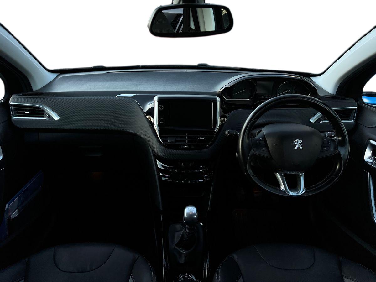 Used Peugeot 2008 2015 for sale - 76625902: Photo 9