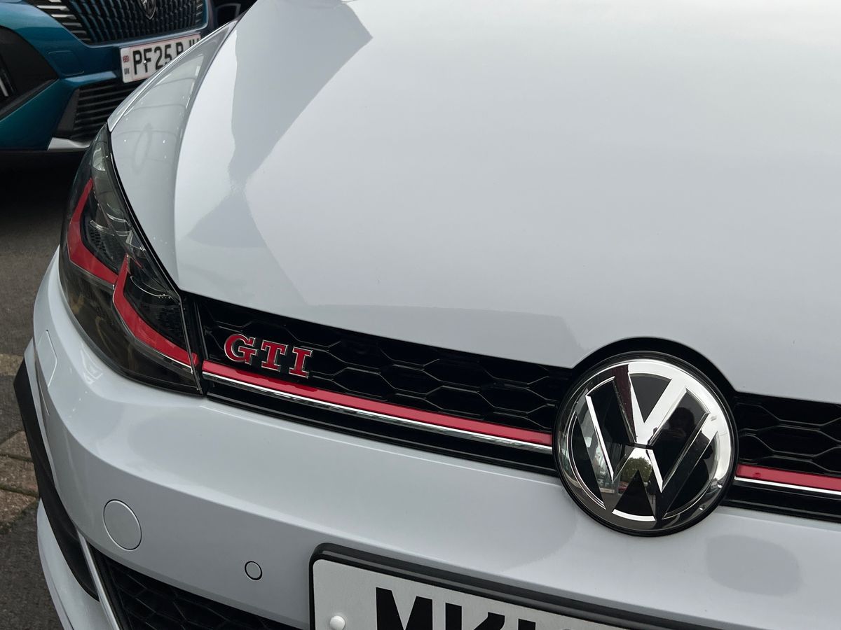 Used Volkswagen Golf 2019 for sale - 76219886: Photo 24