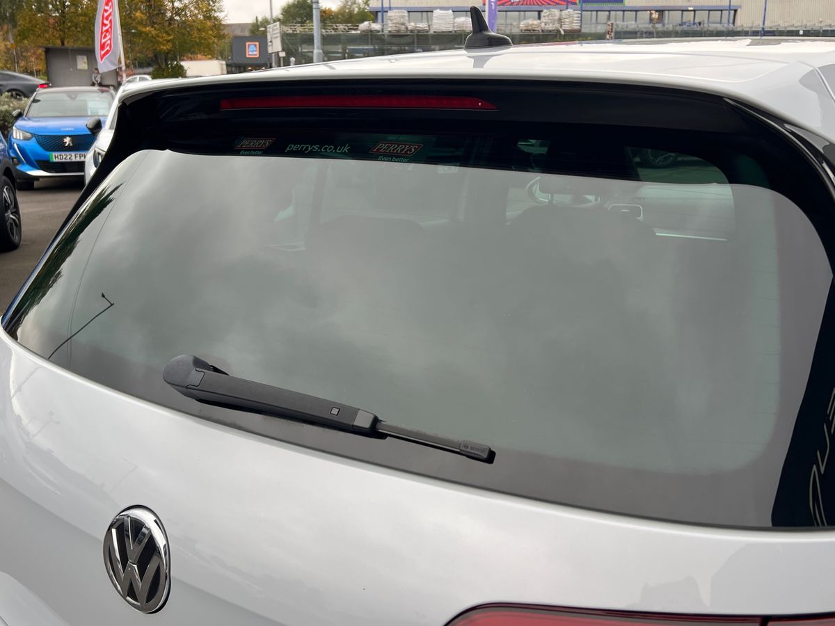 Used Volkswagen Golf 2019 for sale - 76219886: Photo 29