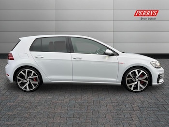 Used Volkswagen Golf 2019 for sale - 76219886: Photo