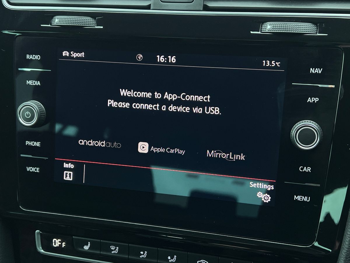 Used Volkswagen Golf 2019 for sale - 76219886: Photo 46