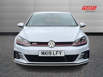 Used Volkswagen Golf 2019 for sale - 76219886: Photo