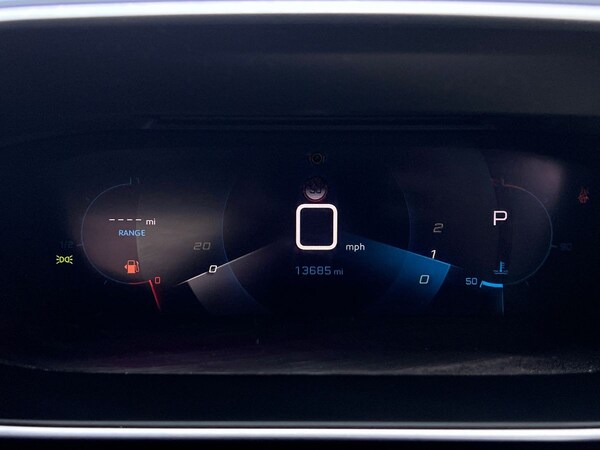 Used Peugeot 2008 2023 for sale - 75637872: Photo 15