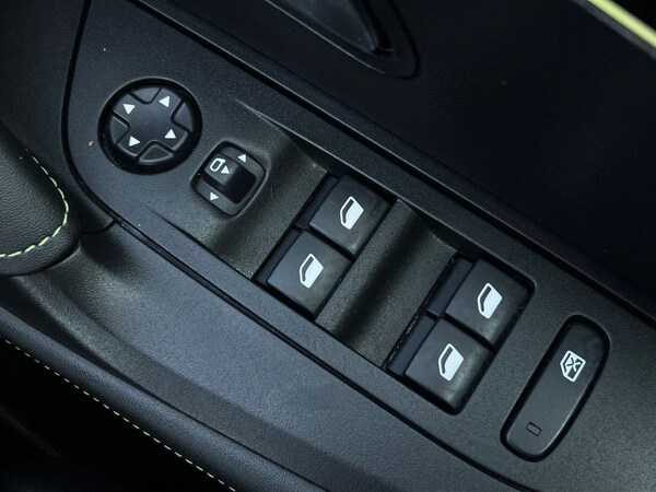 Used Peugeot 2008 2023 for sale - 75637872: Photo 19