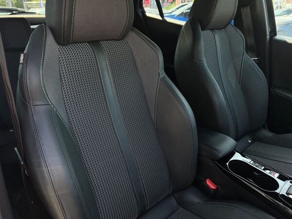 Used Peugeot 2008 2023 for sale - 75637872: Photo 34