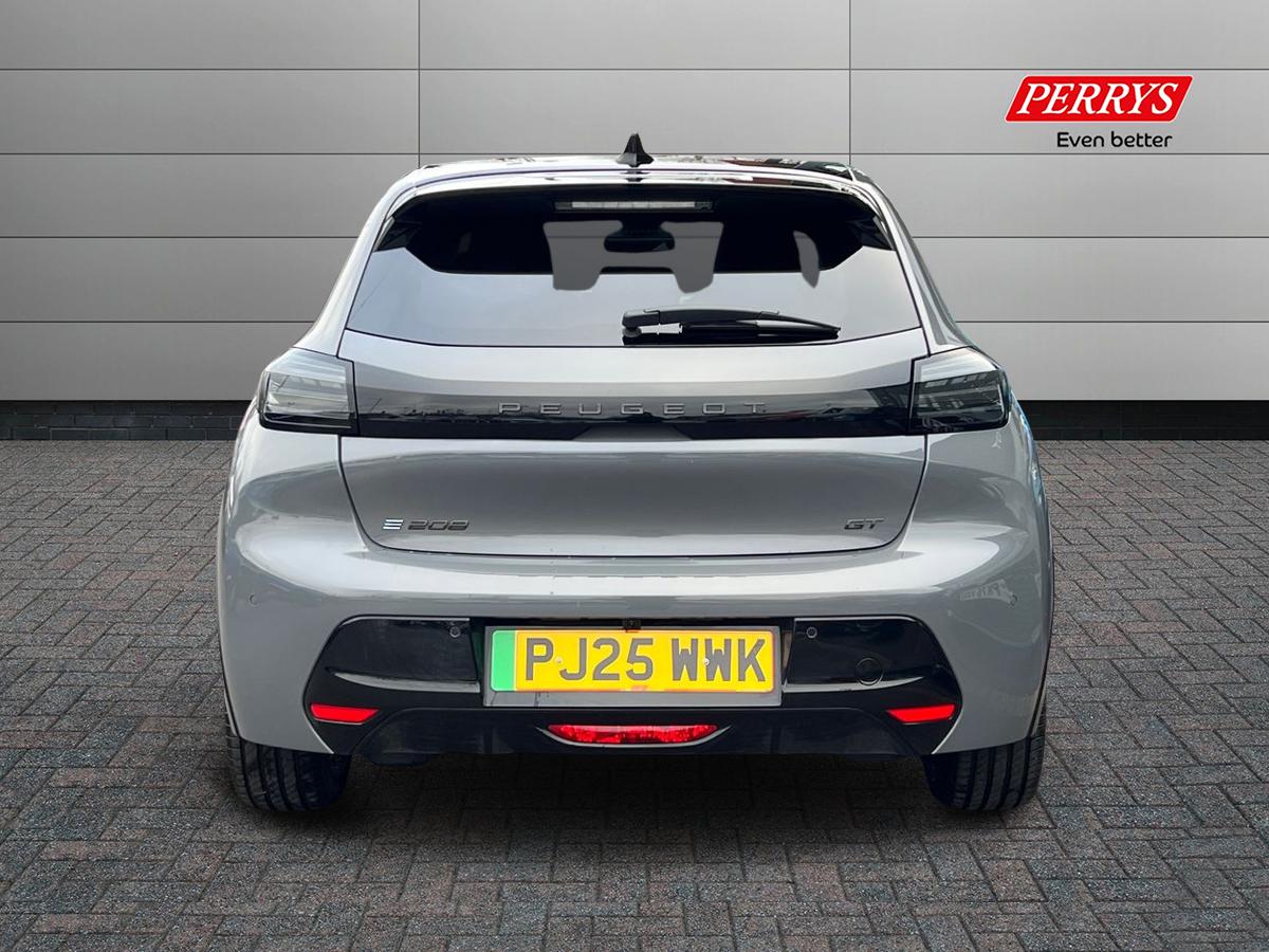 Used Peugeot 208 2025 for sale - 76969399: Photo 5