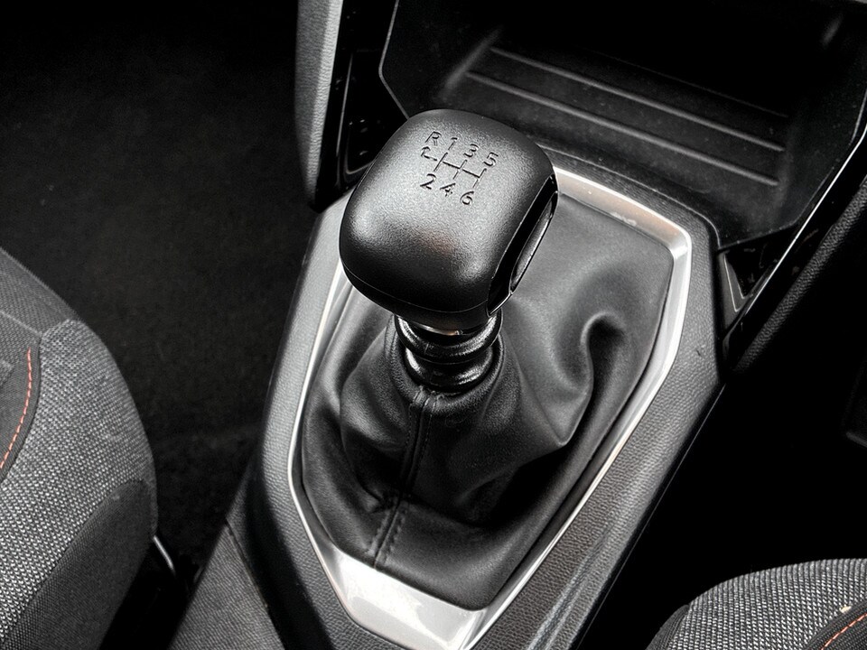 Used Peugeot 2008 2023 for sale - 77517019: Photo 22