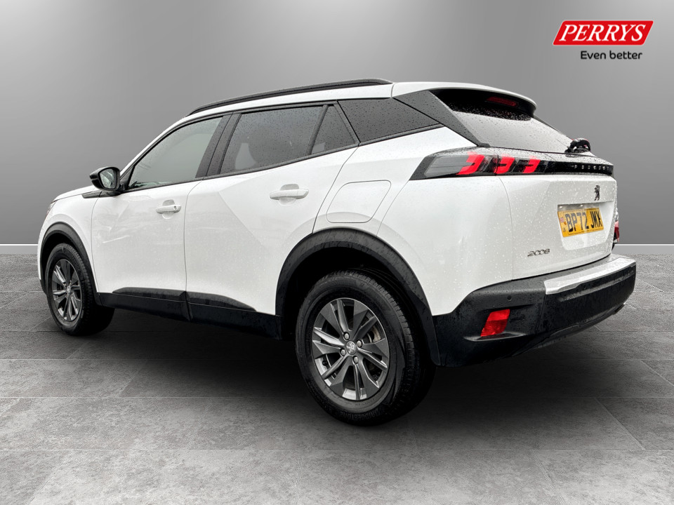 Used Peugeot 2008 2023 for sale - 77517019: Photo 5
