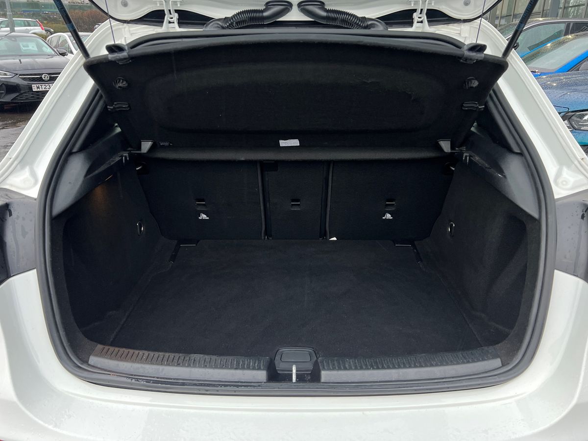 Used Mercedes-Benz A-Class 2019 for sale - 76957931: Photo 20