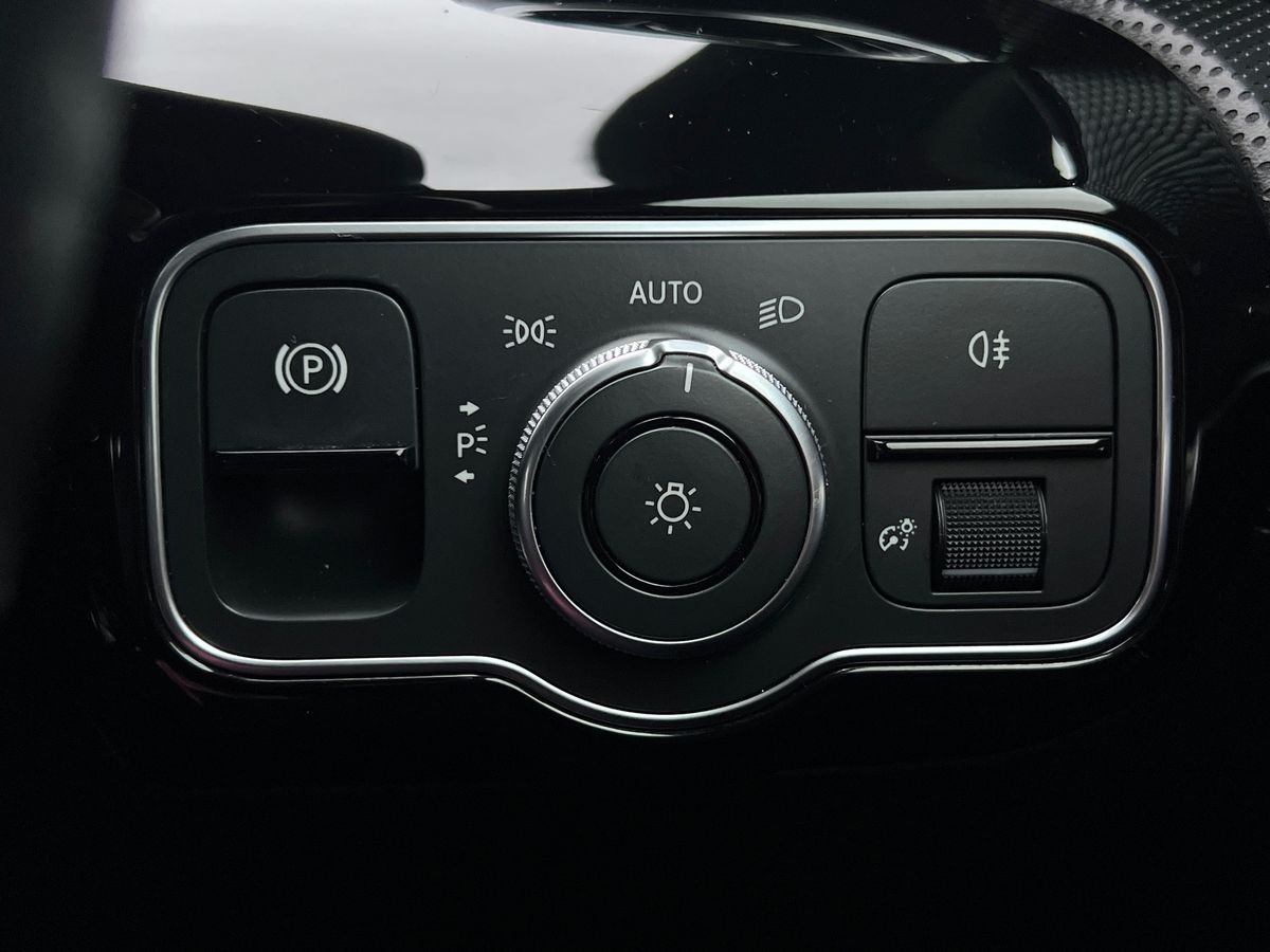 Used Mercedes-Benz A-Class 2019 for sale - 76957931: Photo 37