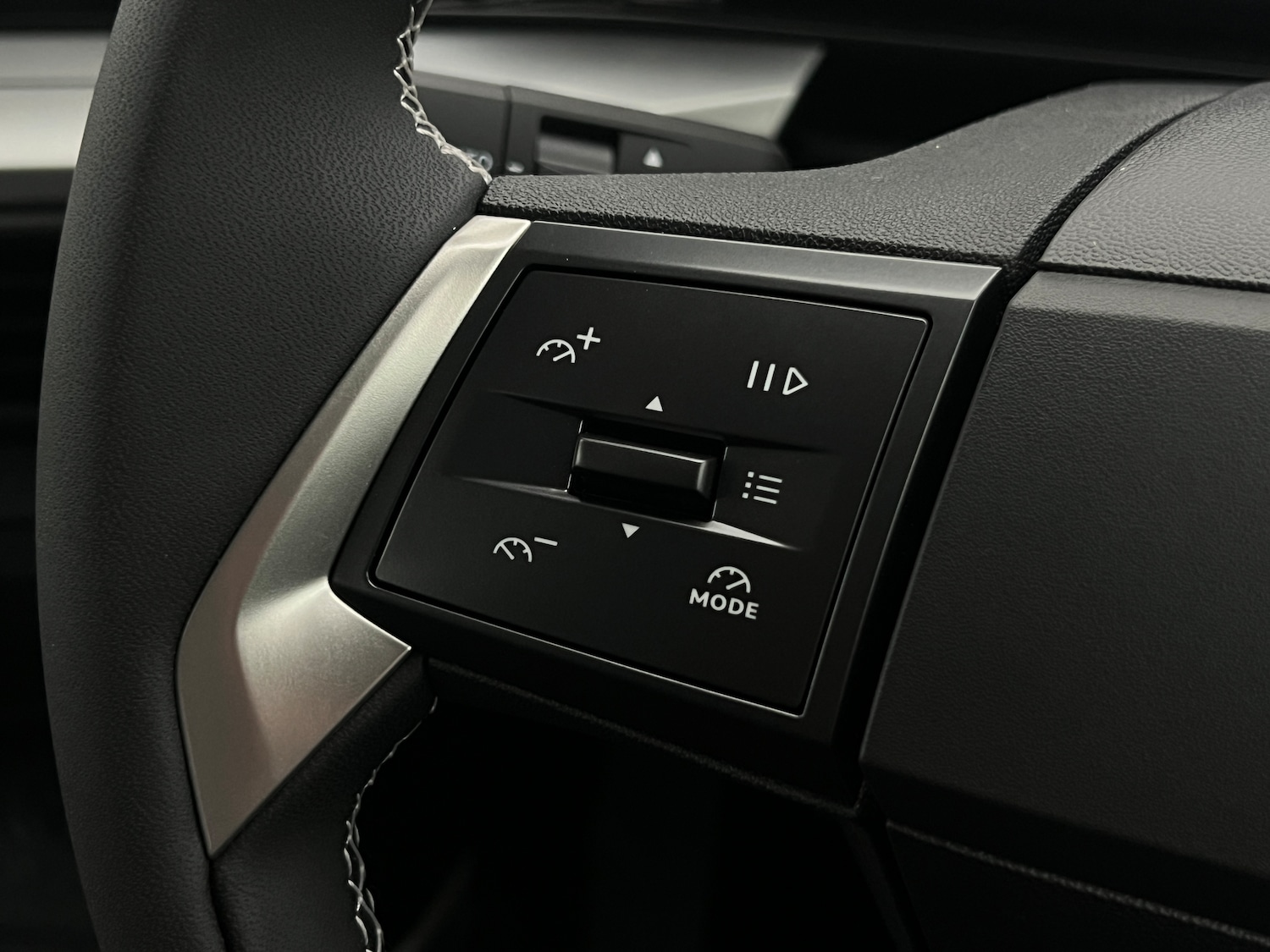 Used Vauxhall Frontera 2026 for sale - 76436835: Photo 16