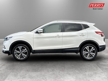 Used Nissan Qashqai 2017 for sale - 79535825: Photo