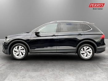 Used Volkswagen Tiguan Allspace 2023 for sale - 78592159: Photo