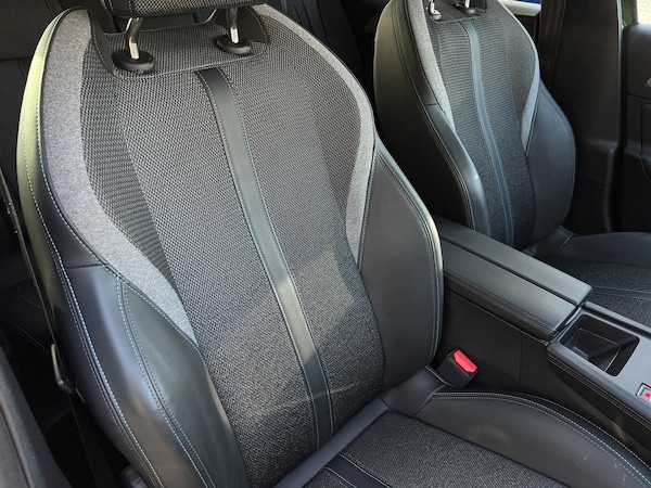 Used Peugeot 308 2022 for sale - 76090258: Photo 35