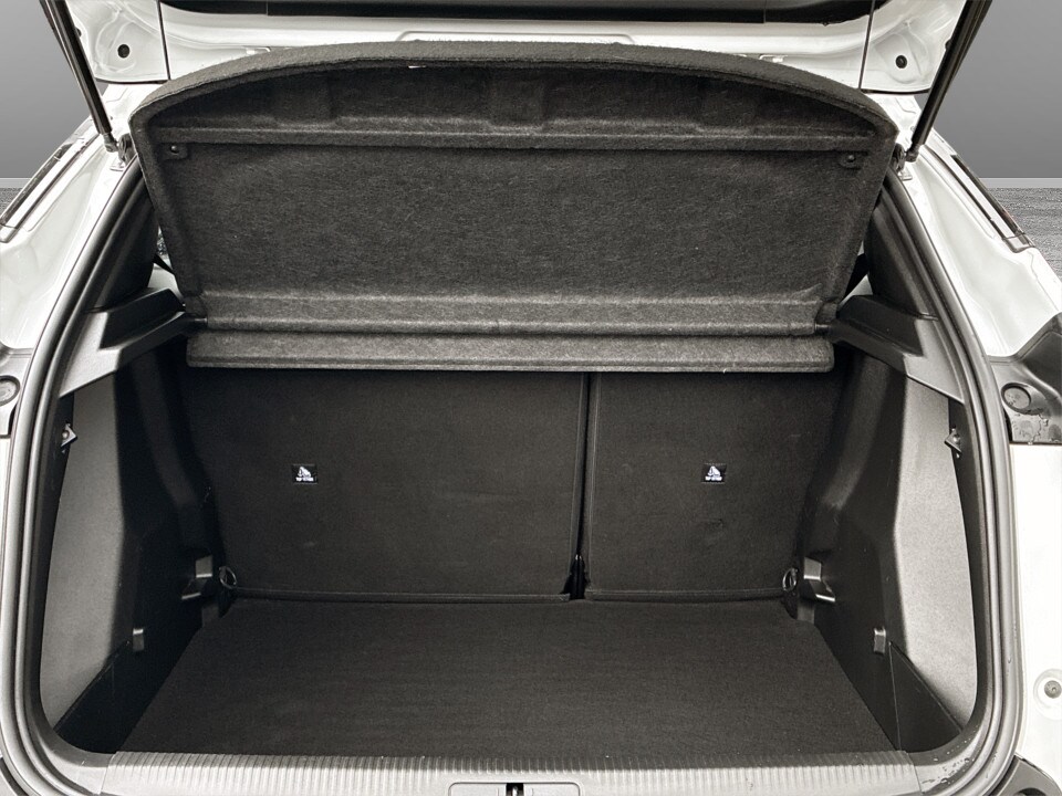 Used Peugeot 2008 2023 for sale - 78177753: Photo 12