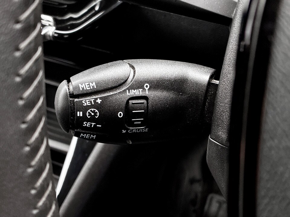 Used Peugeot 2008 2023 for sale - 78177753: Photo 31