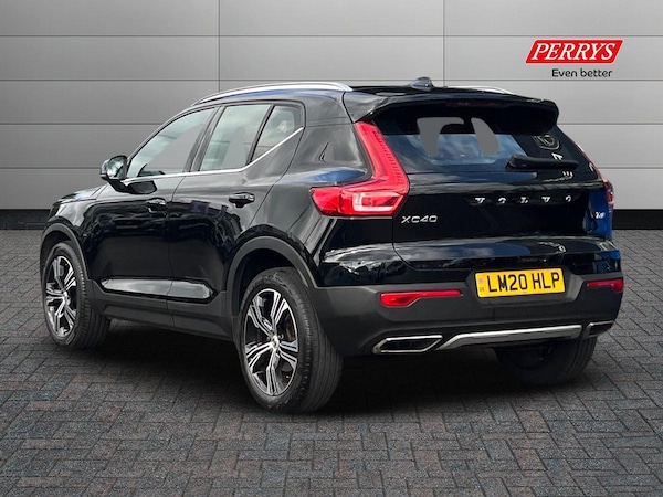 Used Volvo XC40 2020 for sale - 76090379: Photo 2