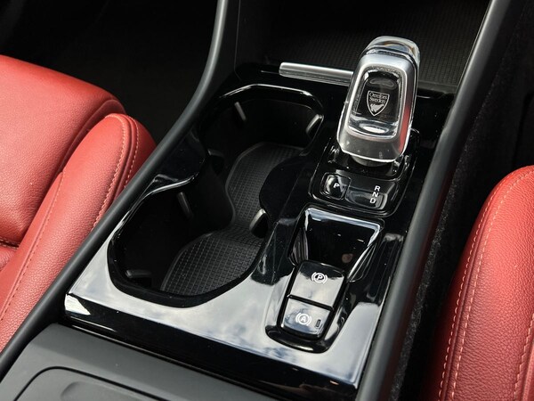 Used Volvo XC40 2020 for sale - 76090379: Photo 36