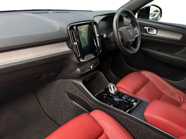 Used Volvo XC40 2020 for sale - 76090379: Photo 7