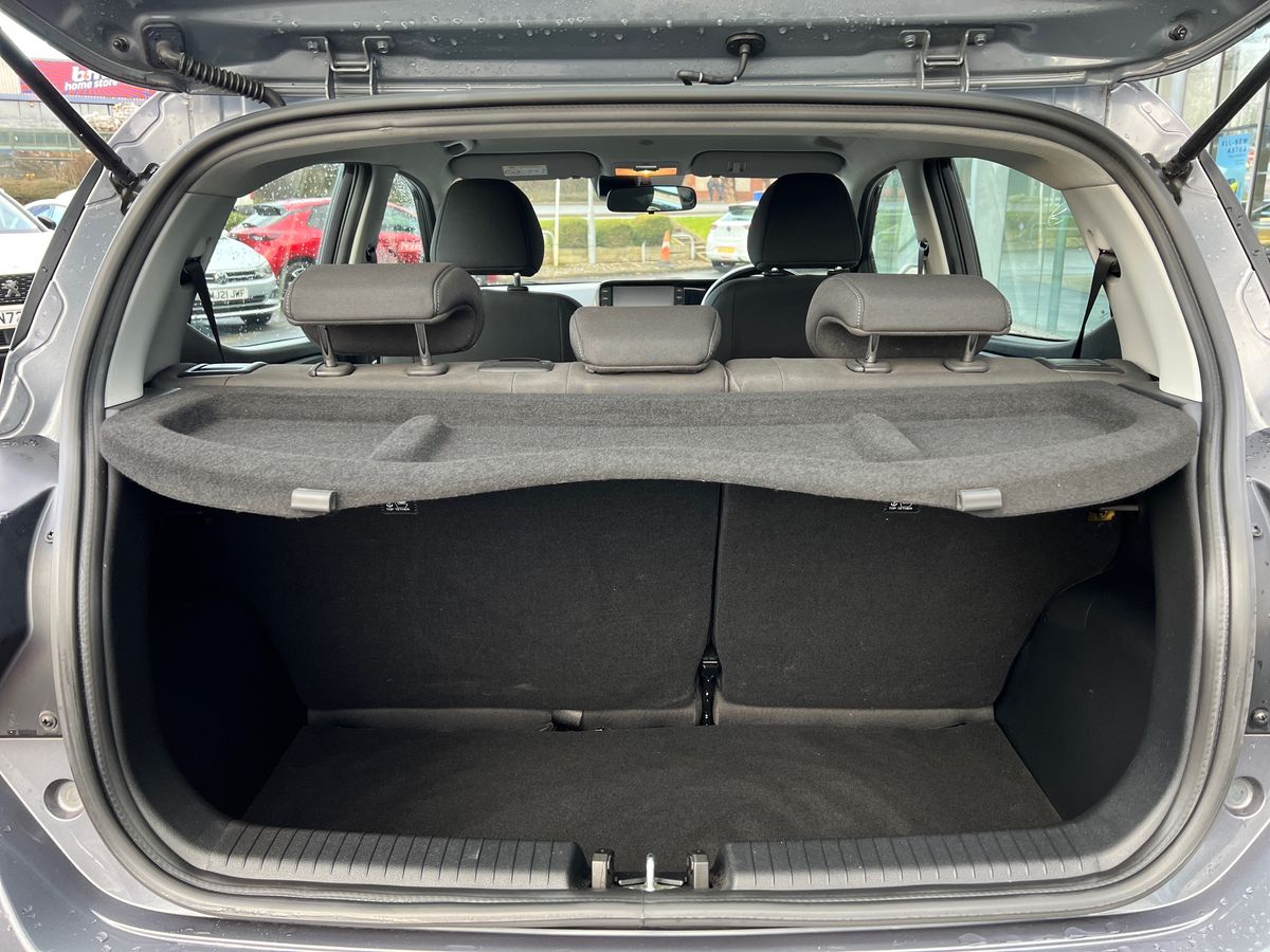 Used Hyundai i10 2020 for sale - 77125302: Photo 20