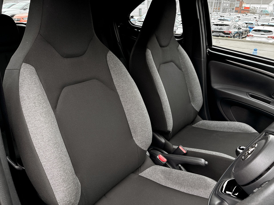 Used Toyota Aygo X 2024 for sale - 77432097: Photo 16