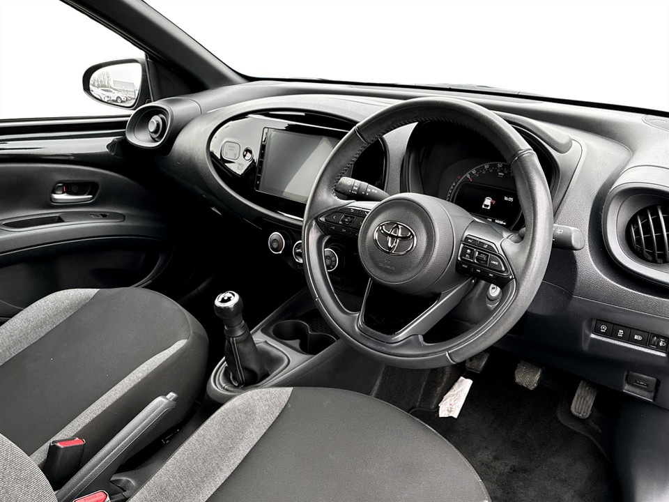 Used Toyota Aygo X 2024 for sale - 77432097: Photo 45