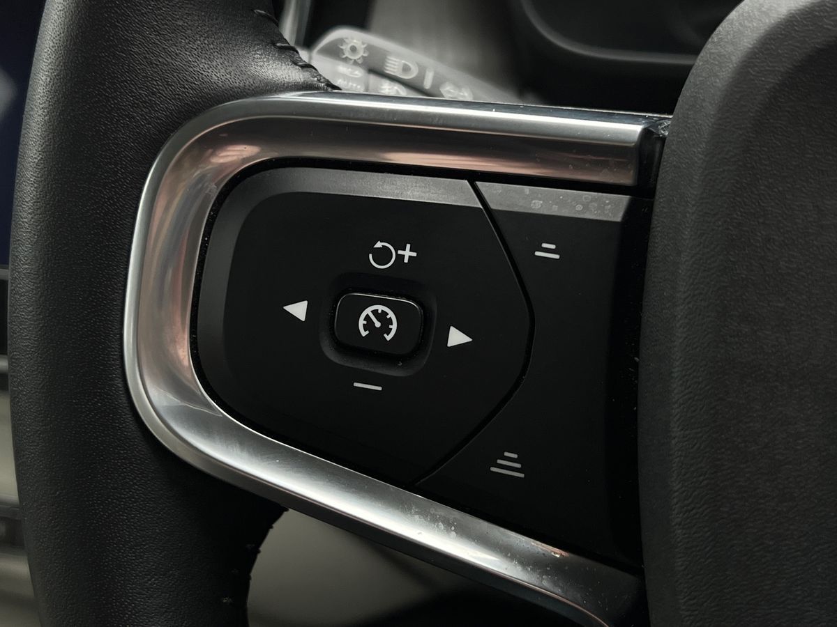 Used Volvo XC40 2020 for sale - 76565830: Photo 16