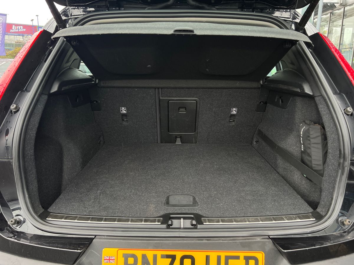 Used Volvo XC40 2020 for sale - 76565830: Photo 20