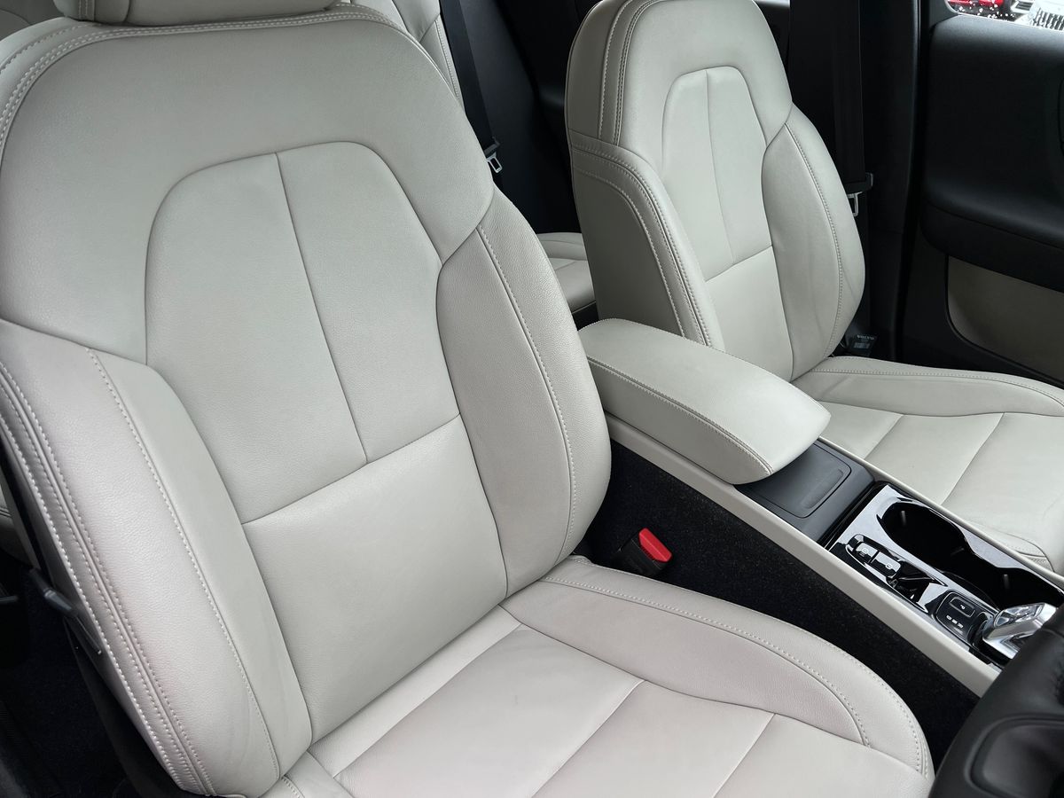 Used Volvo XC40 2020 for sale - 76565830: Photo 32