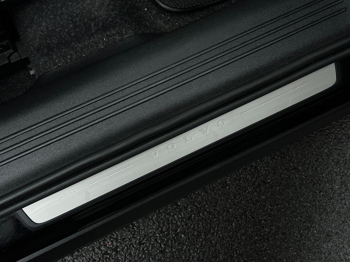 Used Volvo XC40 2020 for sale - 76565830: Photo 34